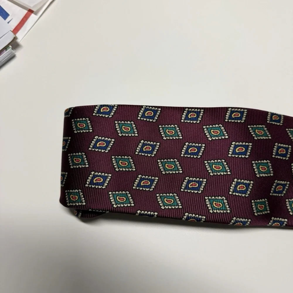 Jos. A. Bank Premier Silk‎ Necktie Purple Print 3 3/4